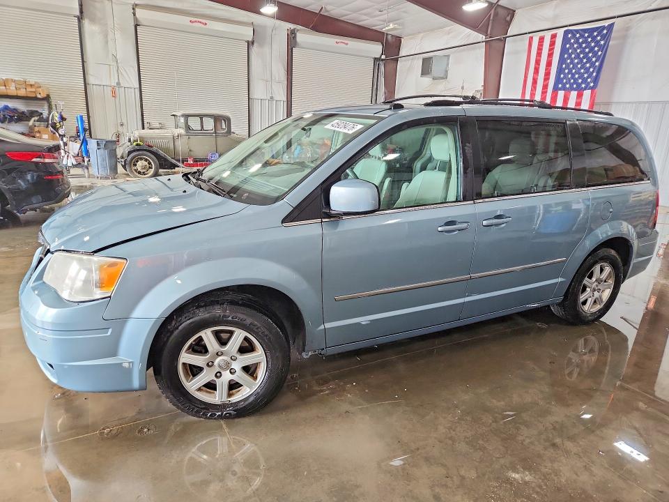 Продажа на аукционе авто 2010 Chrysler Town & Country, vin: 2A4RR5DX0AR193558, номер лота: 45928476