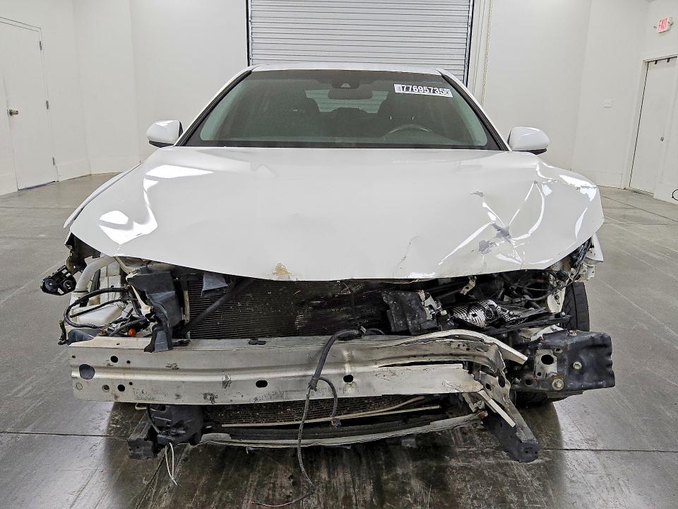 Aukcja sprzedaży 2018 Toyota Camry, vin: 4T1B11HK2JU075709, numer aukcji: 77695735