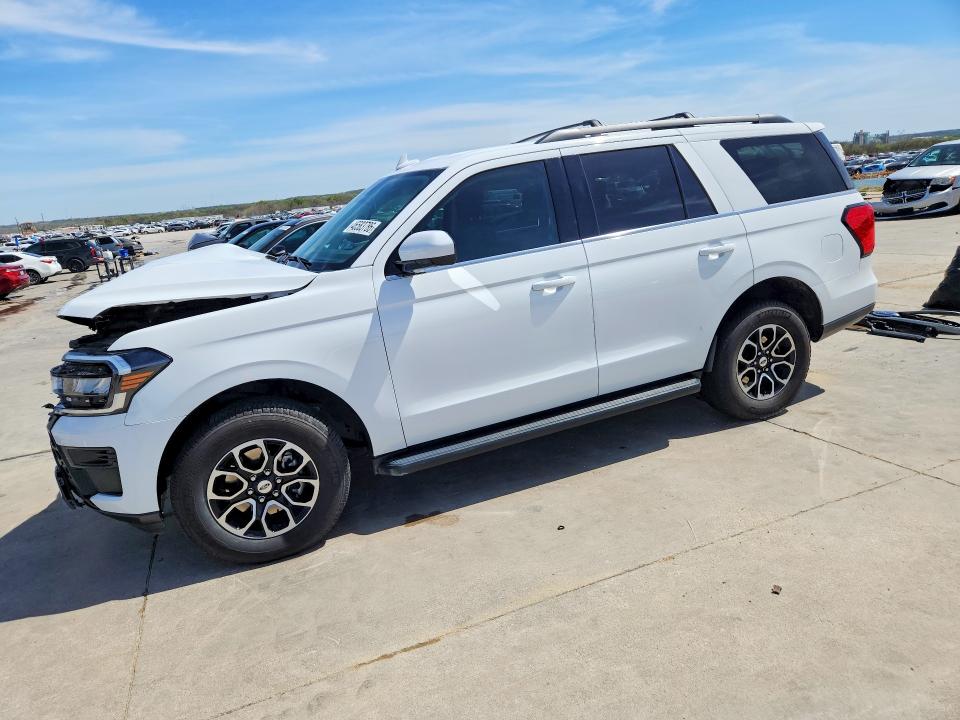 2024 Ford Expedition მანქანა იყიდება აუქციონზე, vin: 1FMJU1H82REB00413, აუქციონის ნომერი: 46583786