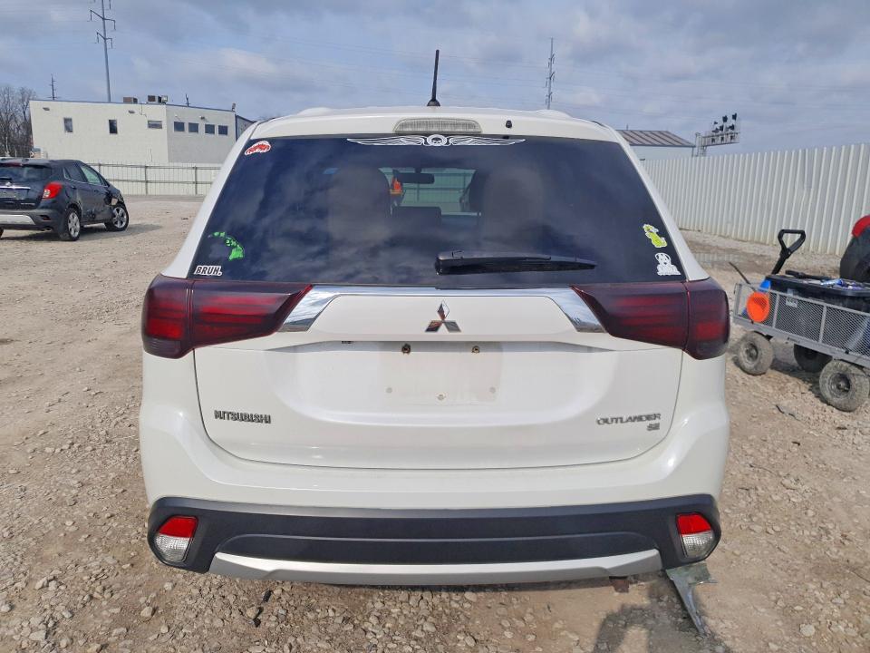Продаж на аукціоні авто 2016 Mitsubishi Outlander, vin: JA4AZ3A31GZ001565, номер лоту: 48037686