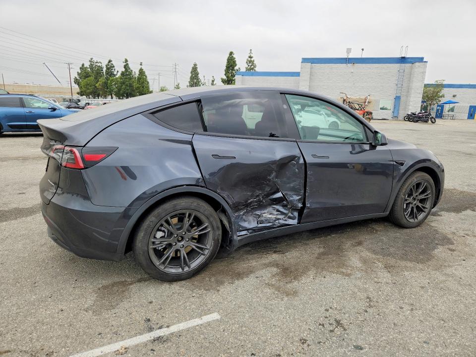 Продаж на аукціоні авто 2025 Tesla Model Y, vin: 7SAYGAEEXSF308874, номер лоту: 47648946