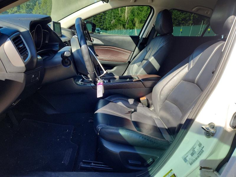 47672106 :رقم المزاد ، 3MZBN1V38JM205404 vin ، 2018 Mazda 3 مزاد بيع