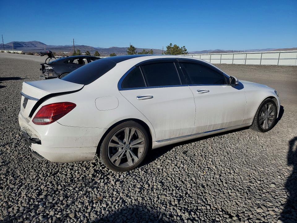 Продажа на аукционе авто 2018 Mercedes-benz C, vin: 55SWF4JB5JU234815, номер лота: 79774595