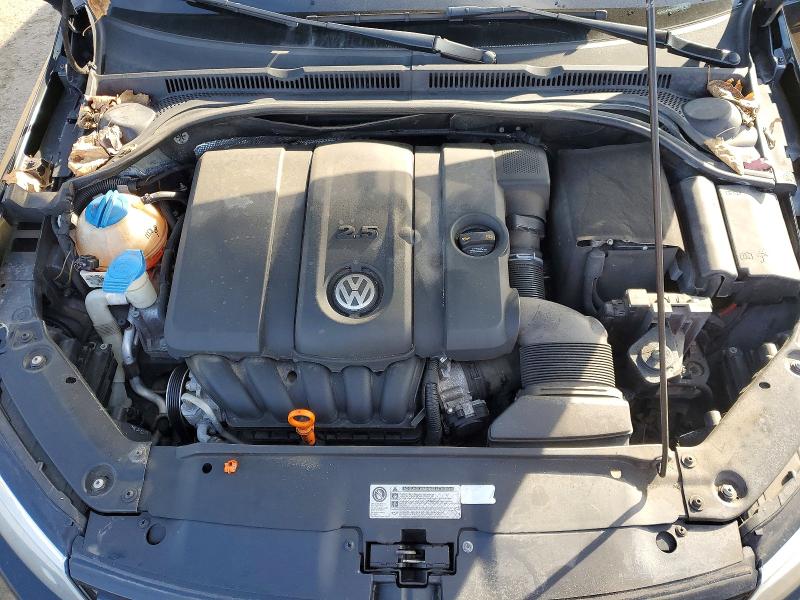 2011 Volkswagen Jetta მანქანა იყიდება აუქციონზე, vin: 3VWDZ7AJ5BM036738, აუქციონის ნომერი: 46954536