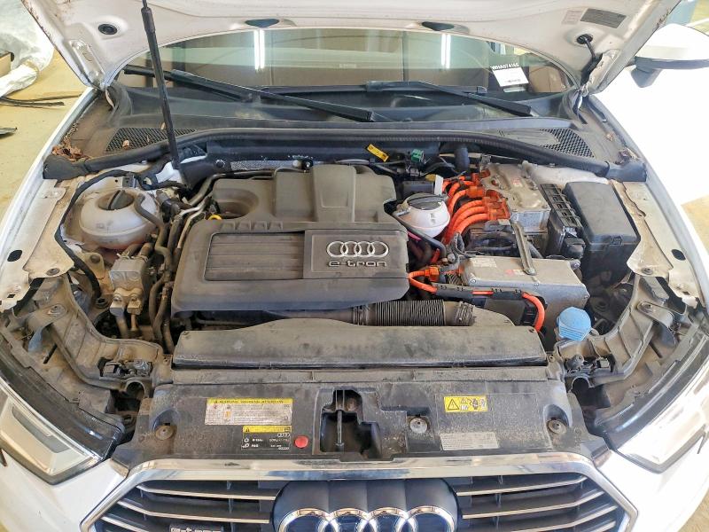 2017 Audi A3 მანქანა იყიდება აუქციონზე, vin: WAUUPBFF5HA074165, აუქციონის ნომერი: 46639836