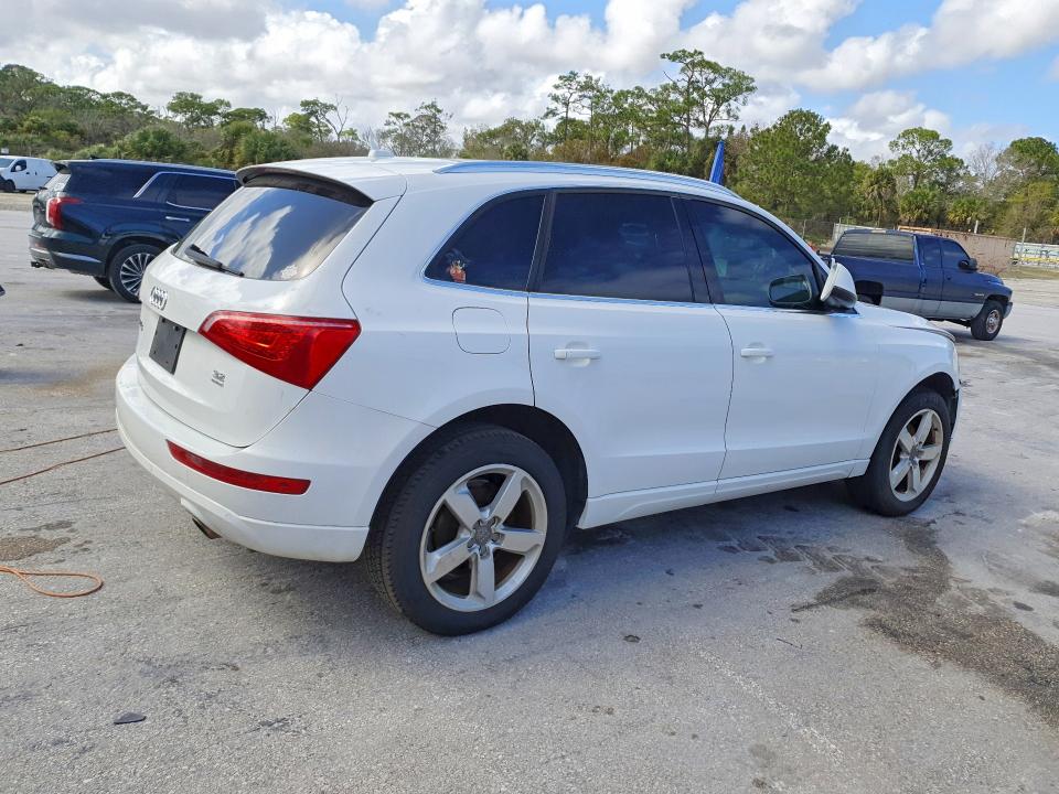 2010 Audi Q5 მანქანა იყიდება აუქციონზე, vin: WA1VKAFP6AA106212, აუქციონის ნომერი: 79653835