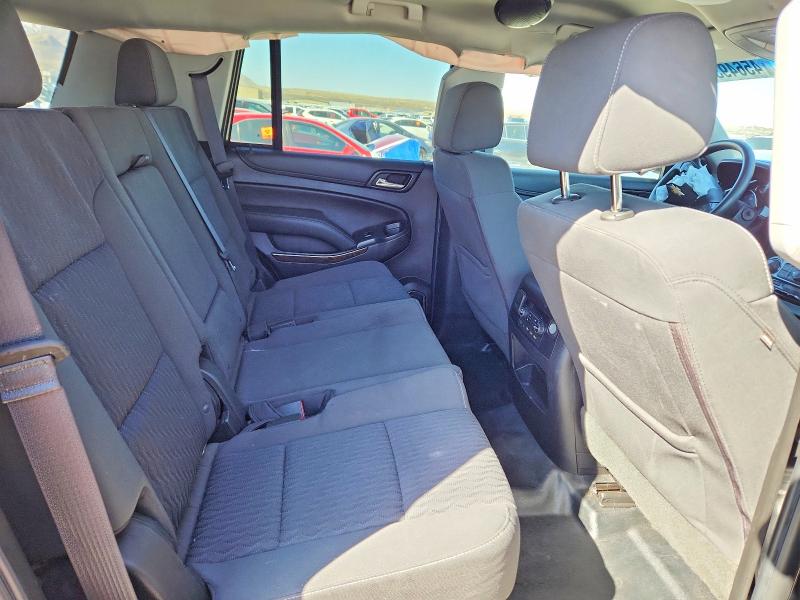 45649376 :رقم المزاد ، 1GNSKFEC5JR372933 vin ، 2018 Chevrolet Tahoe مزاد بيع
