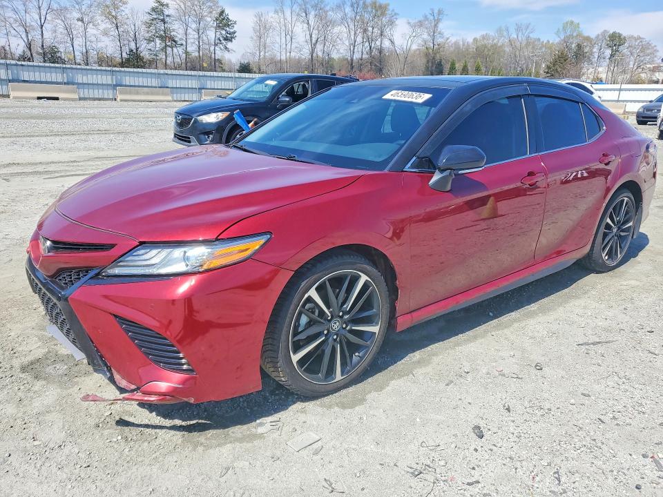 Продаж на аукціоні авто 2018 Toyota Camry, vin: 4T1B61HK1JU657477, номер лоту: 46590636
