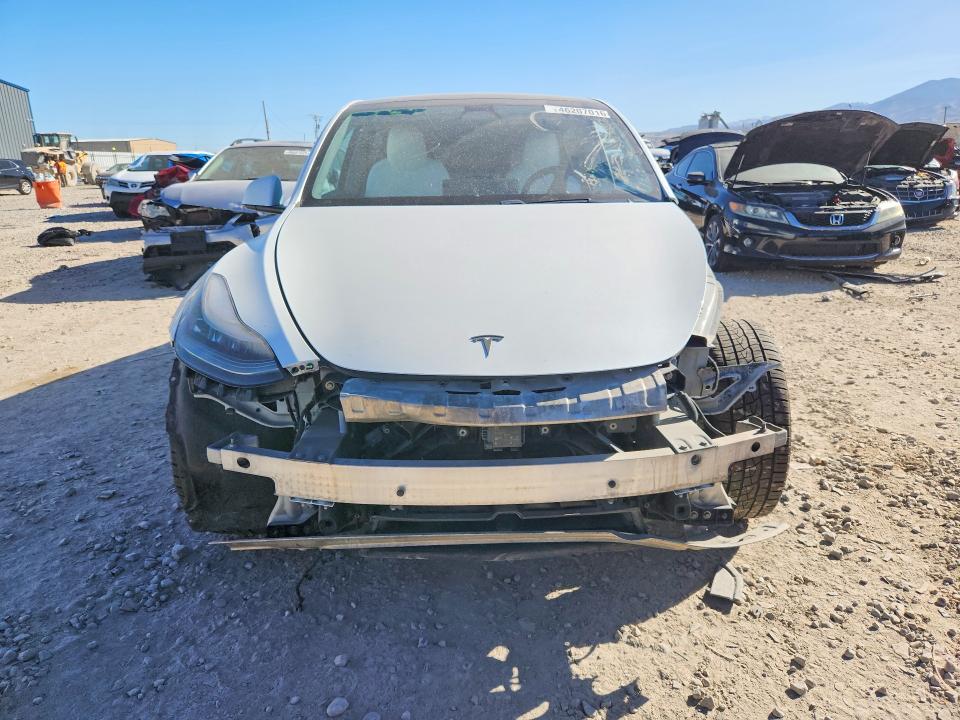 2020 Tesla Model Y მანქანა იყიდება აუქციონზე, vin: 5YJYGDEE5LF059027, აუქციონის ნომერი: 46207016