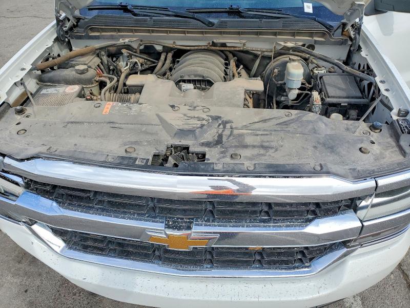 42009556 :رقم المزاد ، 3GCUKNECXJG540495 vin ، 2018 Chevrolet Silverado مزاد بيع