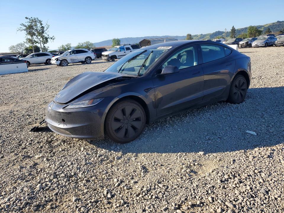2025 Tesla Model 3 მანქანა იყიდება აუქციონზე, vin: 5YJ3E1EA5SF999919, აუქციონის ნომერი: 46753906