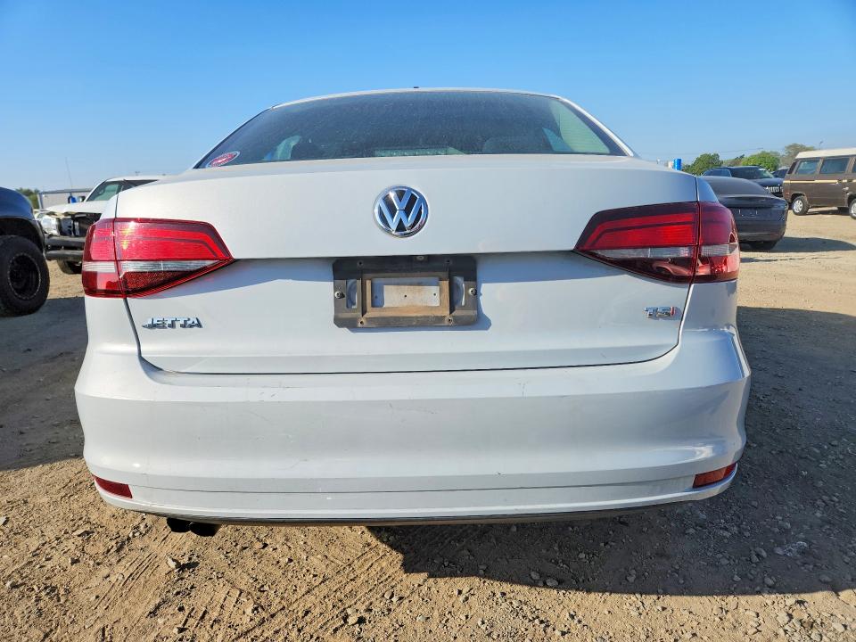 47115986 :رقم المزاد ، 3VW2B7AJ3HM401325 vin ، 2017 Volkswagen Jetta مزاد بيع