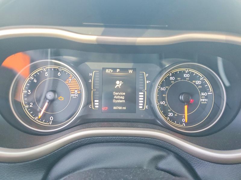 Продажа на аукционе авто 2017 Jeep Cherokee, vin: 1C4PJLCSXHW586001, номер лота: 46118016