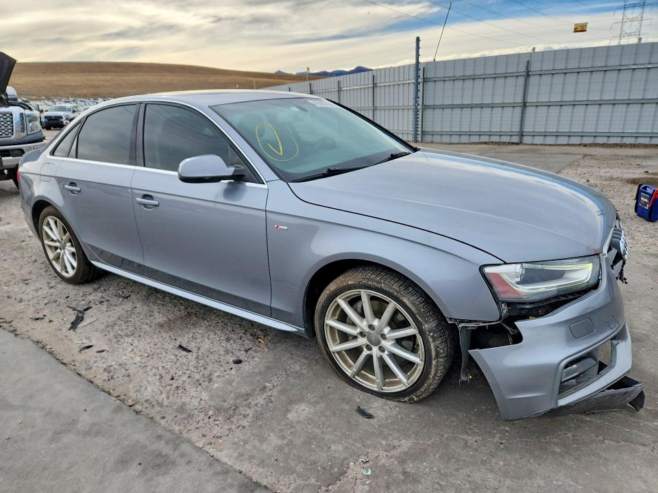2015 Audi A4 მანქანა იყიდება აუქციონზე, vin: WAUBFAFL4FN046017, აუქციონის ნომერი: 45985726