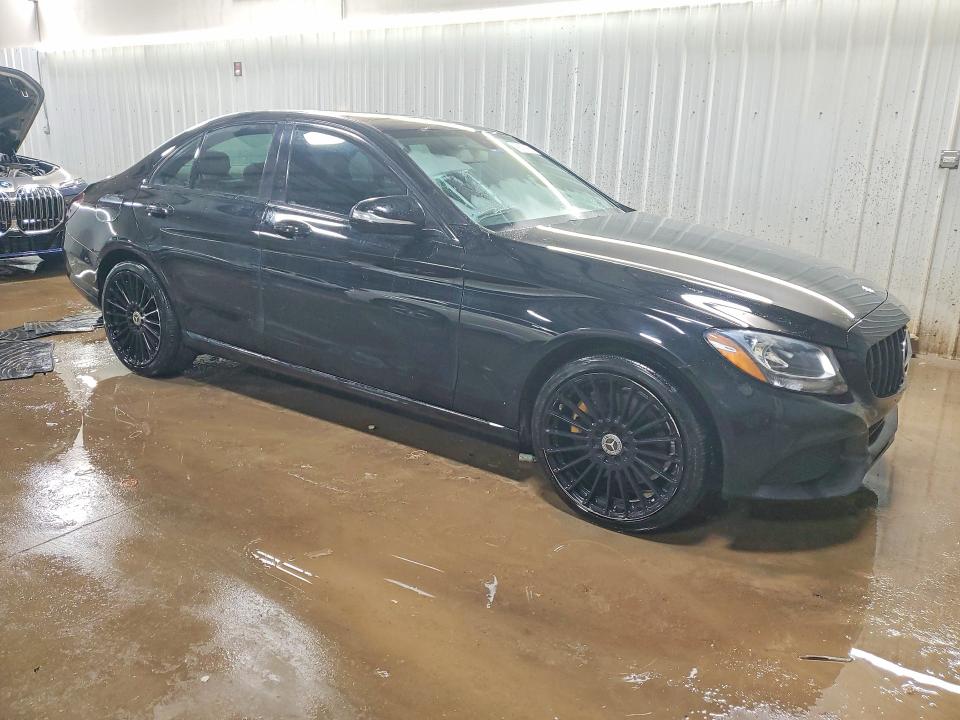 Продажа на аукционе авто 2015 Mercedes-benz C, vin: 55SWF4JB6FU055559, номер лота: 45867086