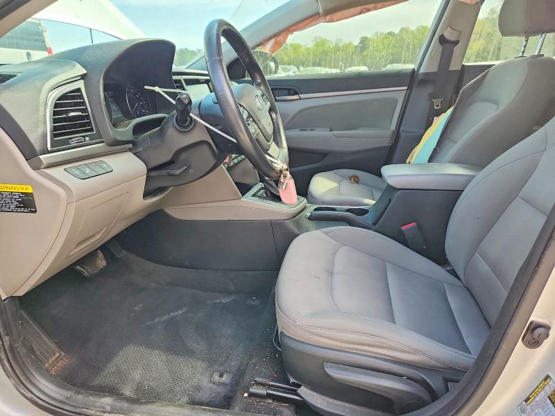 47119106 :رقم المزاد ، 5NPD84LF4JH385746 vin ، 2018 Hyundai Elantra مزاد بيع