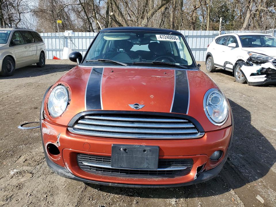 47240806 :رقم المزاد ، WMWSU3C53DT688454 vin ، 2013 Mini Cooper مزاد بيع