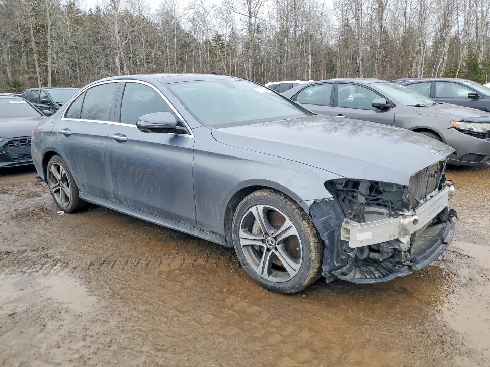 79888385 :رقم المزاد ، WDDZF6GB5HA239894 vin ، 2017 Mercedes-benz E مزاد بيع