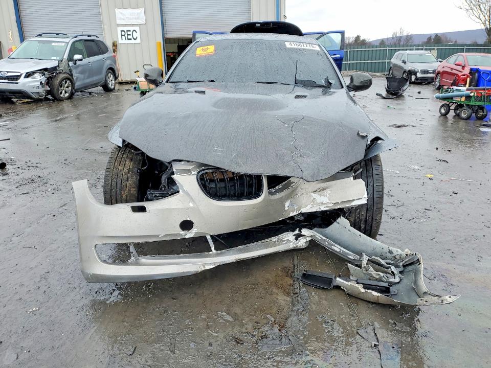 41602276 :رقم المزاد ، WBAKF9C57BE262457 vin ، 2011 Bmw 335 مزاد بيع