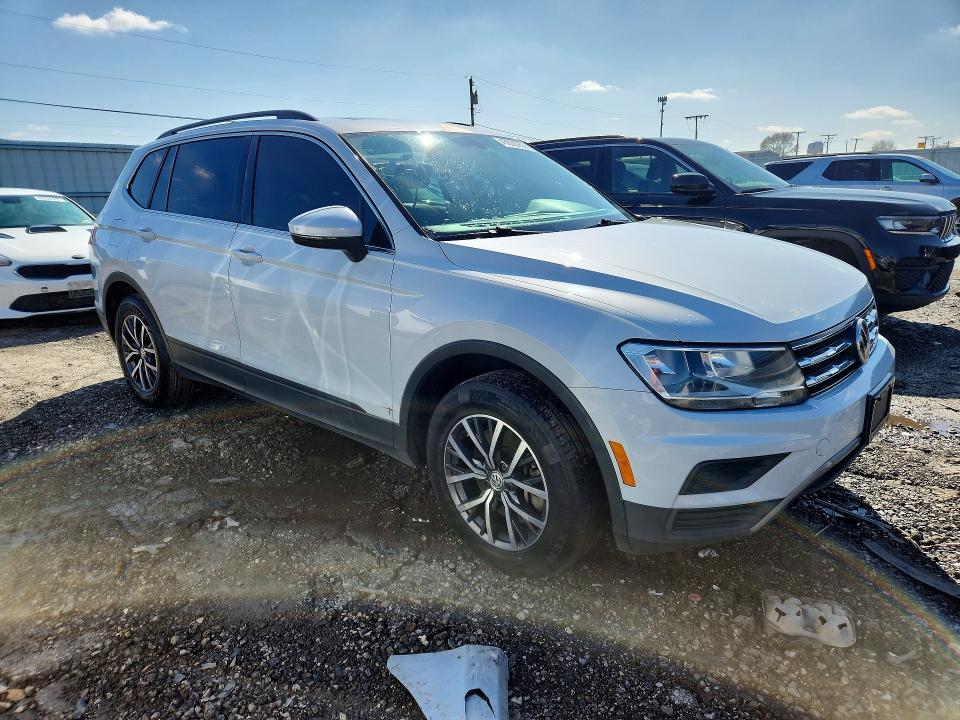 45805756 :رقم المزاد ، 3VV2B7AX7KM051701 vin ، 2019 Volkswagen Tiguan مزاد بيع