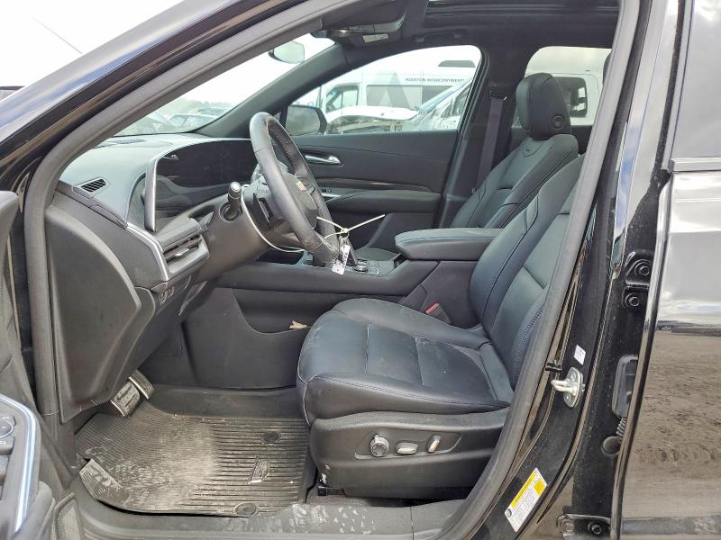 2025 Cadillac Xt4 მანქანა იყიდება აუქციონზე, vin: 1GYFZER43SF105872, აუქციონის ნომერი: 79541695