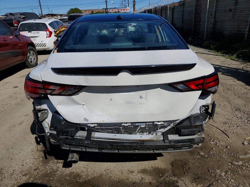 41742166 :رقم المزاد ، 3N1AB8DV5NY317601 vin ، 2022 Nissan Sentra مزاد بيع