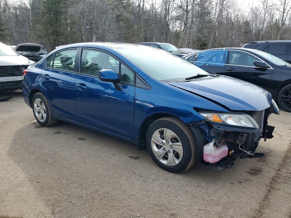 2013 Honda Civic მანქანა იყიდება აუქციონზე, vin: 2HGFB2F43DH028517, აუქციონის ნომერი: 47155606