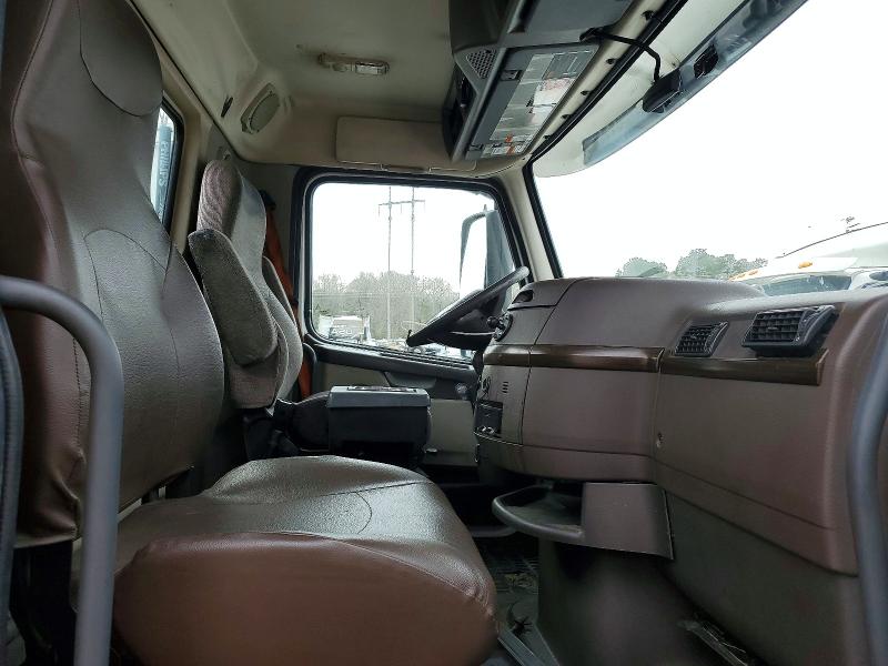 Продаж на аукціоні авто 2015 Volvo Vnl, vin: 4V4N19TG7FN922782, номер лоту: 46195526