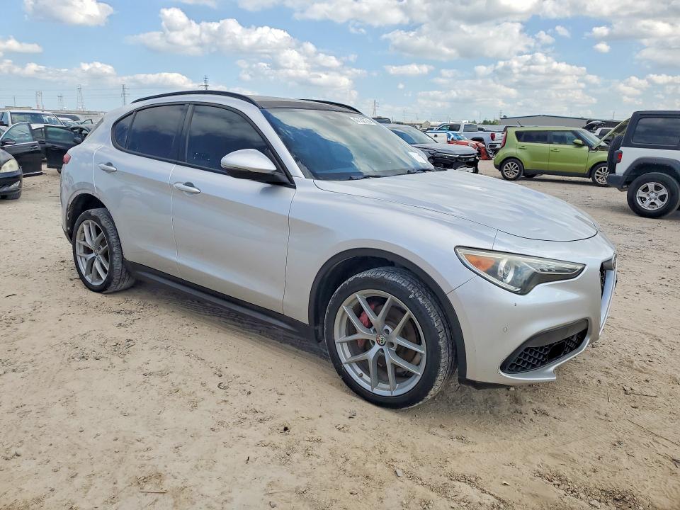 Auction sale of the 2018 Alfa Romeo Stelvio, vin: ZASFAKNN8J7B92646, lot number: 47732776