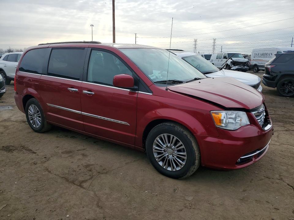 47379126 :رقم المزاد ، 2C4RC1BG7GR149357 vin ، 2016 Chrysler Town & Country مزاد بيع