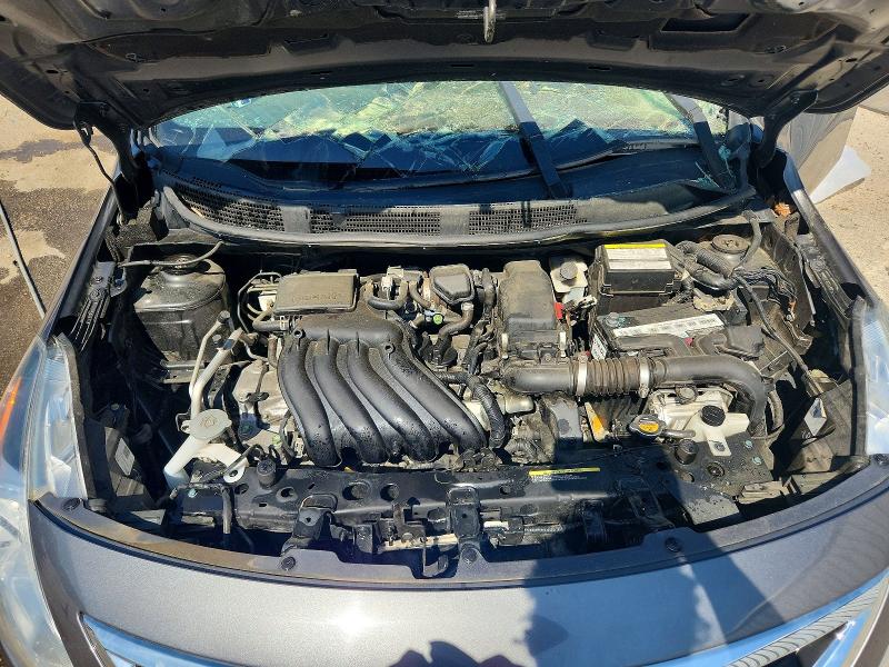 47034986 :رقم المزاد ، 3N1CN7AP8KL863690 vin ، 2019 Nissan Versa مزاد بيع