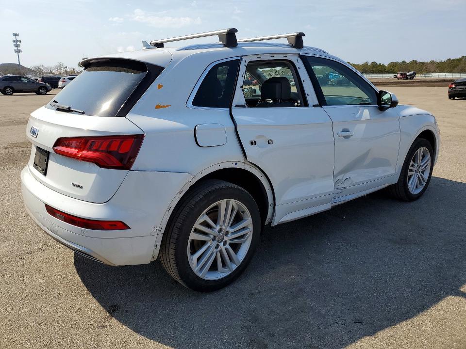 47075016 :رقم المزاد ، WA1CNAFY8L2063853 vin ، 2020 Audi Q5 مزاد بيع