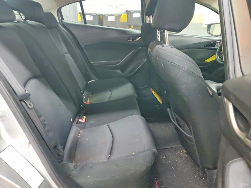 42057026 :رقم المزاد ، 3MZBM1U79FM165316 vin ، 2015 Mazda 3 مزاد بيع