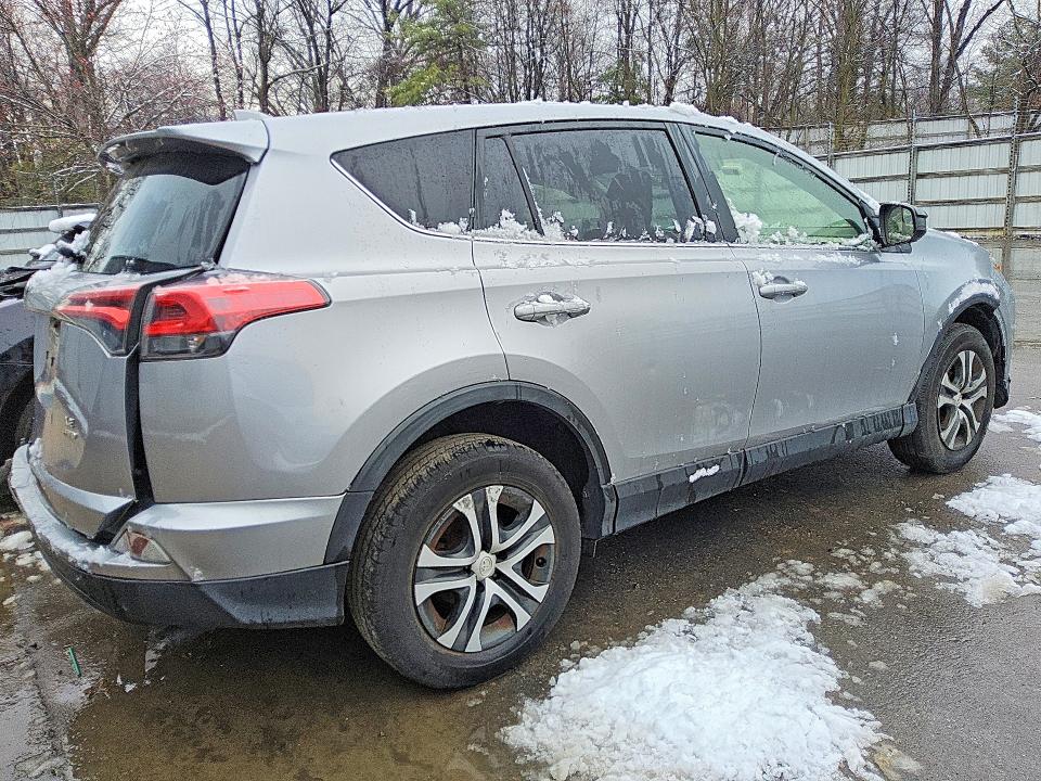 75013185 :رقم المزاد ، JTMBFREVXJD250713 vin ، 2018 Toyota Rav4 مزاد بيع
