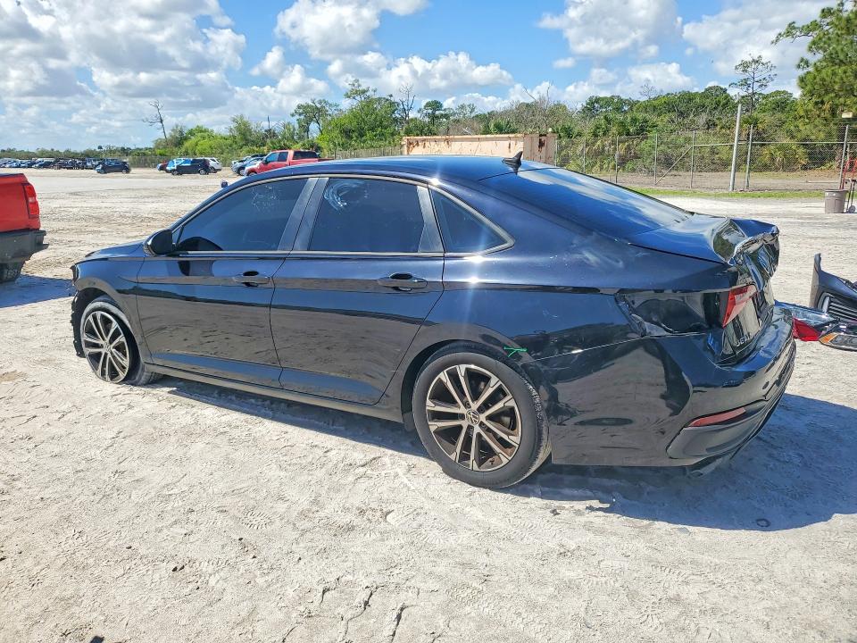 46929196 :رقم المزاد ، 3VWBM7BU9NM011795 vin ، 2022 Volkswagen Jetta مزاد بيع
