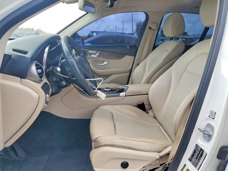 41720506 :رقم المزاد ، WDC0G4JB2JV037391 vin ، 2018 Mercedes-benz Glc مزاد بيع