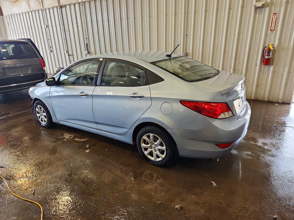46141126 :رقم المزاد ، KMHCT4AE7EU686362 vin ، 2014 Hyundai Accent مزاد بيع