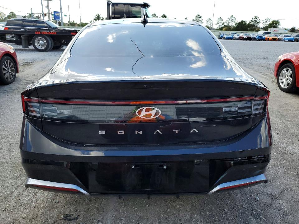 2025 Hyundai Sonata მანქანა იყიდება აუქციონზე, vin: KMHL64JA3SA482336, აუქციონის ნომერი: 47872196