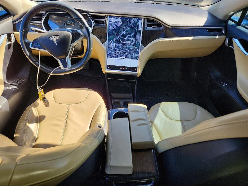 2013 Tesla Model S მანქანა იყიდება აუქციონზე, vin: 5YJSA1CG0DFP17672, აუქციონის ნომერი: 47390836