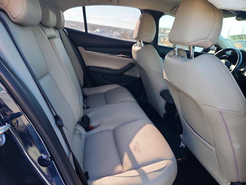 Продажа на аукционе авто 2019 Mazda 3, vin: 3MZBPADL4KM106950, номер лота: 48020076