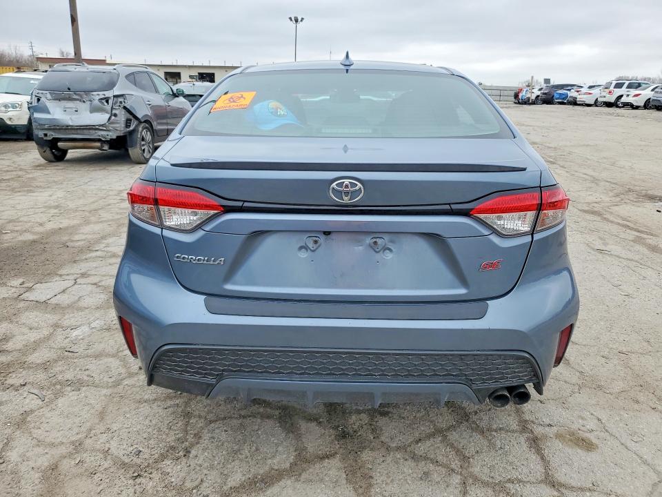 41604226 :رقم المزاد ، 5YFS4RCE0LP008697 vin ، 2020 Toyota Corolla مزاد بيع