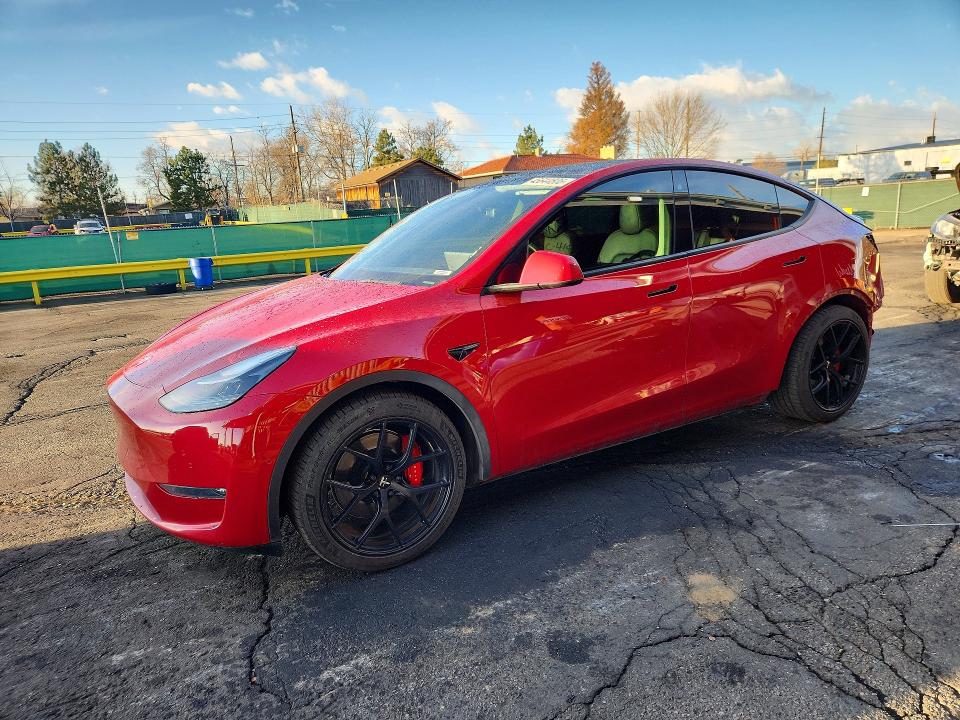 Auction sale of the 2022 Tesla Model Y, vin: 7SAYGDEF4NF461961, lot number: 45644806