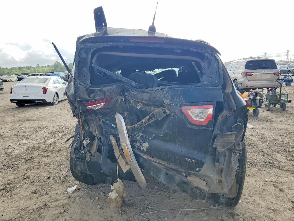 Продаж на аукціоні авто 2017 Chevrolet Traverse, vin: 1GNKVGKD5HJ186537, номер лоту: 47639806