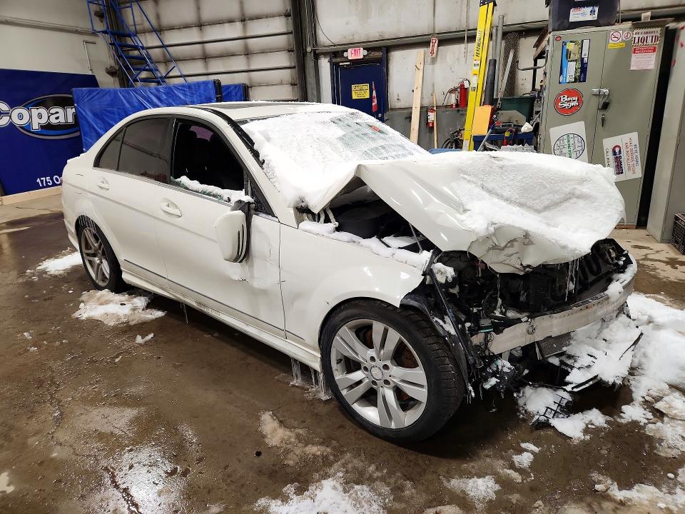 2012 Mercedes-benz C მანქანა იყიდება აუქციონზე, vin: WDDGF8BBXCA676552, აუქციონის ნომერი: 76060355