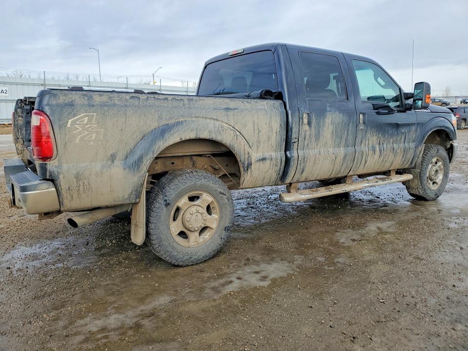 46662966 :رقم المزاد ، 1FT8W3B67DEA28228 vin ، 2013 Ford F350 مزاد بيع