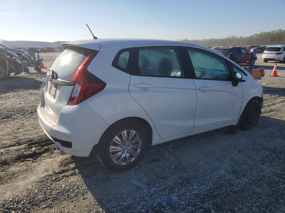 46948666 :رقم المزاد ، 3HGGK5H41KM702732 vin ، 2019 Honda Fit مزاد بيع