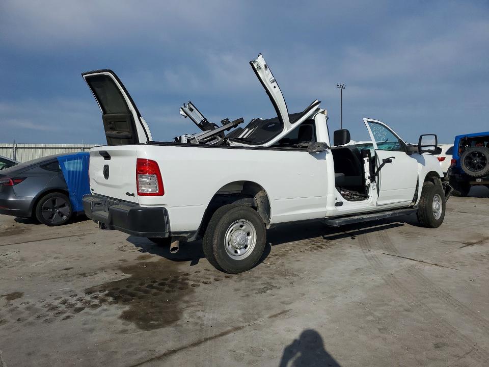 47178036 :رقم المزاد ، 3C6UR5HJ7RG378012 vin ، 2024 Ram 2500 مزاد بيع