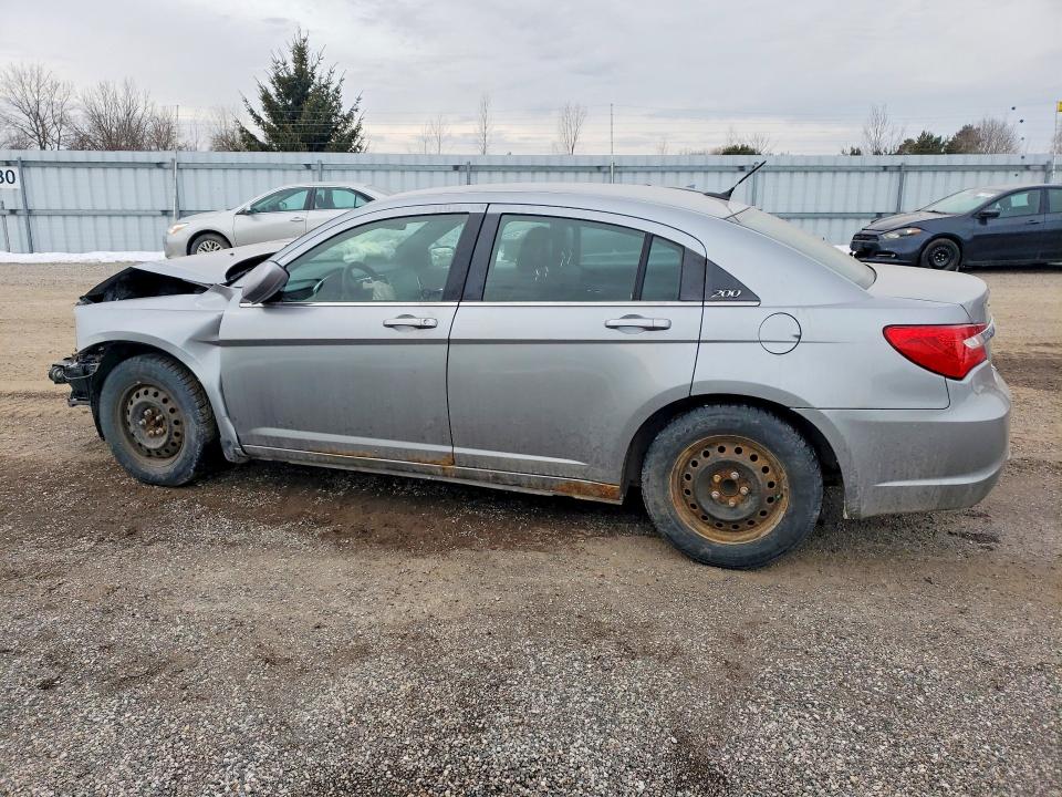 78296465 :رقم المزاد ، 1C3CCBAB3DN634318 vin ، 2013 Chrysler 200 مزاد بيع