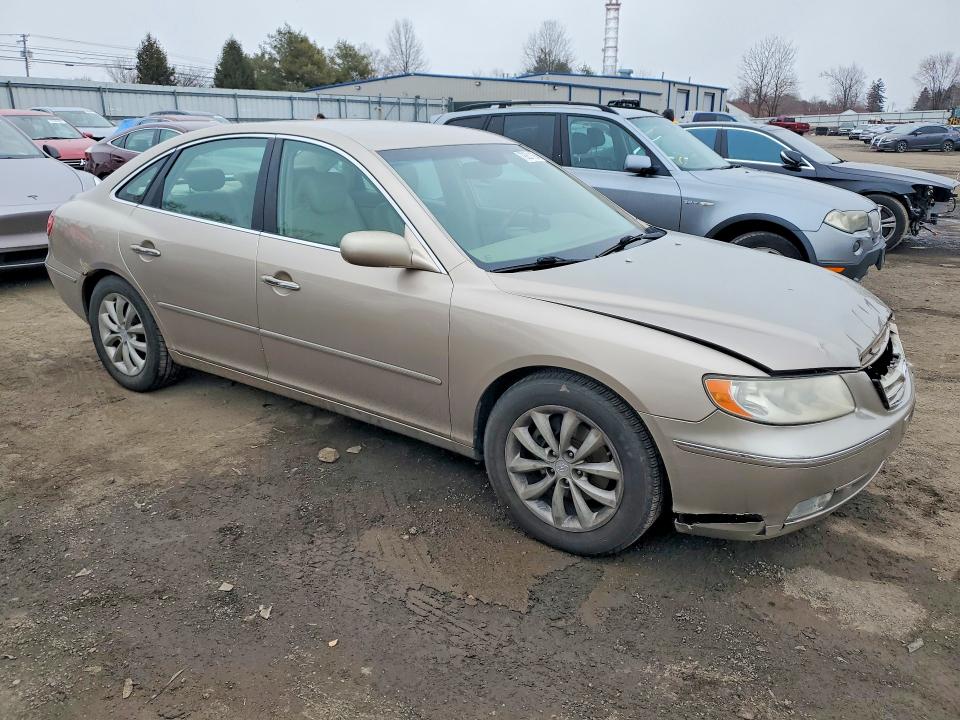 2006 Hyundai Azera მანქანა იყიდება აუქციონზე, vin: KMHFC46F76A034939, აუქციონის ნომერი: 79261195