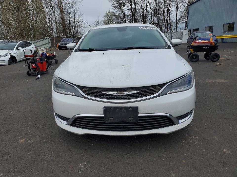 47042746 :رقم المزاد ، 1C3CCCAB4FN548928 vin ، 2015 Chrysler 200 مزاد بيع